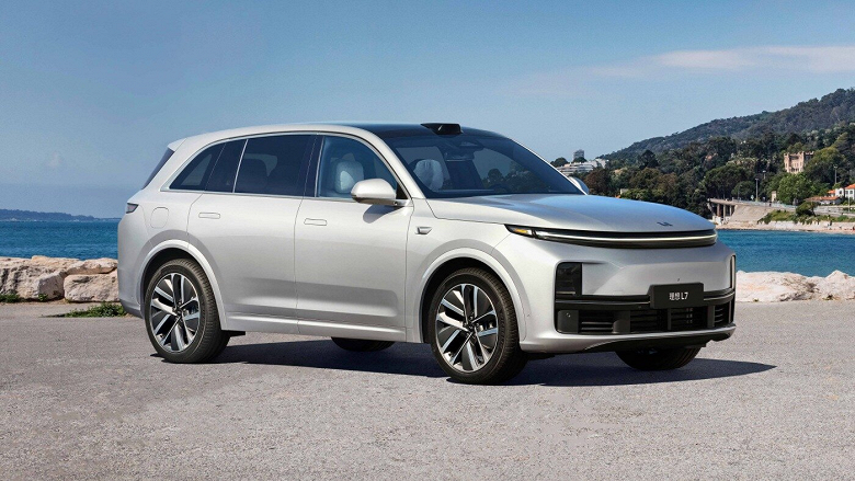 Li L7 и Li L9 разрывают российские чарты: названы самые популярные гибриды в РФ, по данным &laquo;Авто.ру&raquo;